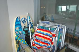 Ilikai Hotel Condo with Kitchen and Ocean View