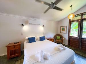 Wongalinga Absolute Beachfront Unit 9 2 Bedroom