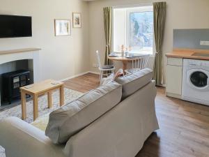 Elmwood East - Uk7576