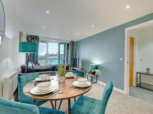 All Saints Apartments 4A