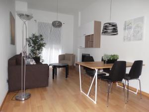 Málaga Apartamentos - Jinetes, 14