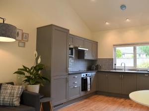 Little Dunley Cottages - Holly