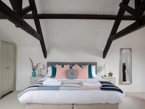 The Coach House - Ukc4691