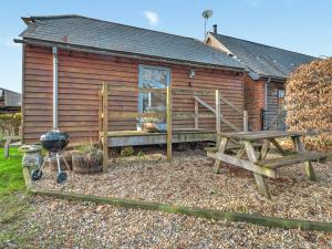 Staddlestone Barn - Ukc8984