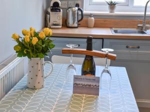 Sanderlings - Ukc5448