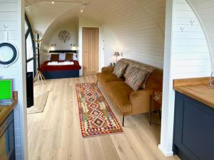 Oak Tree Retreat