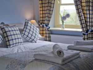 Autumn Cottage-Ukc6556