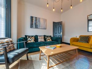 Darcey House