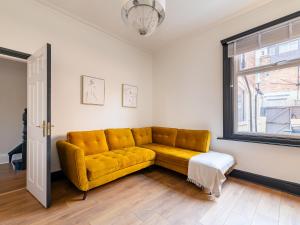 Darcey House
