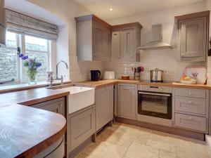 Tiesel Cottage
