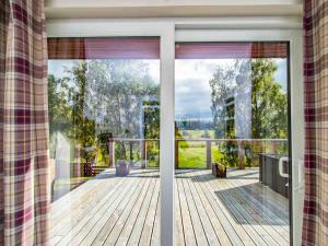 Mountain View-Ukc5060