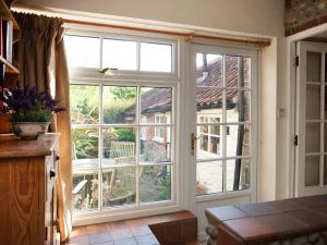 Honey Barrell Cottage