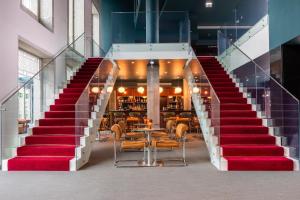 Cenica Porto Hotel, Curio Collection By Hilton