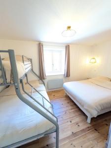 La Tour - Appartement rénové, calme et confortable