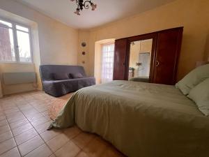 Maison à Balazuc, terrasse avec vue sur lArdèche