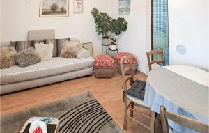 Gorgeous Apartment In Lovran With Wifi