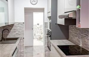Gorgeous Apartment In Lovran With Wifi
