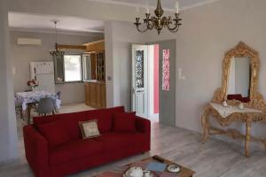 Creta Leisure Escape Private Pool & Garden Oasis