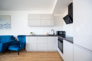 Hynka 18 by Homeprime