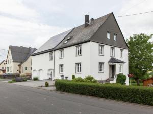 Beautiful Apartment in Morscheid Riedenburg near Ski Slopes