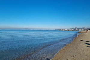 Mandalay Suites By The Beach 079 - Happy Rentals