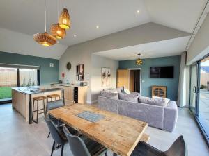 Bailgate Barn - Ukc4646