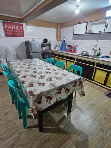 Zebs Transient House and Tour