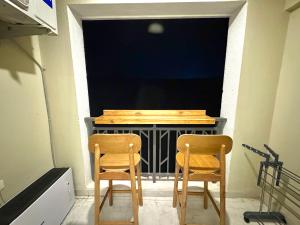 Candolim 2BHK Duplex Apartment with Pool & Balcony - Unique Disco Theme, Near Beach