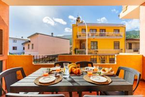 5 from the Sea, Apartment with Terrace & BBQ