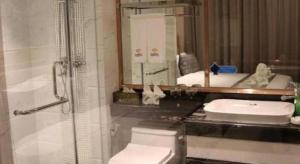 ST. MORITZ BUSINESS HOTEL