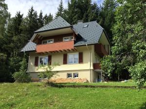 Two apartments in one house - Ferienhaus Matz