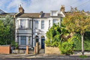 Charming Flat In Shepherds Bush