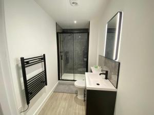 Executive City Centre Apartment, Modern, Sleeps 4