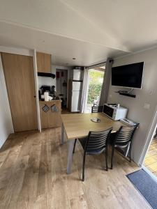 Cosy Mobil home 716, 2 chambres Siblu La Réserve