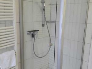 Anne-1-traumhafte-Lage-mit-Garten-und-Strandkorb