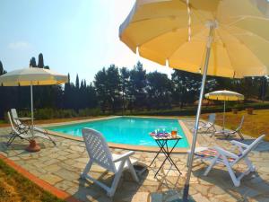  Child-friendly Holiday Home in Volterra with Swimming Pool, Pension in Volterra