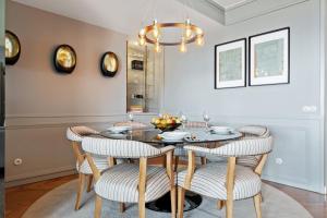 Luxury Oceanfront at Reids Gardens