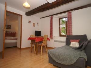 Appartements Apartment in Riquewihr with Terrace : photos des chambres
