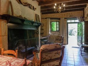 Maisons de vacances Holiday Home in Dordogne near Lascaux Cave : photos des chambres