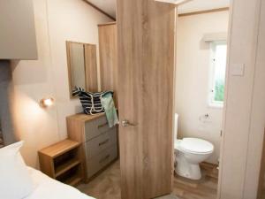 1. 2 Bedroom Statement 2 Caravan- Sleeps 6
