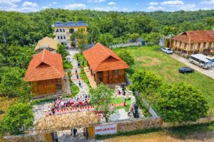 Khu du lịch nghỉ dưỡng Thạch Lâm Retreat