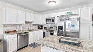 209 E Andrews Ave, Unit A