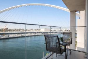 Silkhaus Vacation Homes Canal Front 2BR with Maid room in Al Wasl