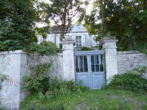 Maisons de vacances Modern Holiday Home In Denneville with Garden : photos des chambres