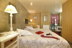 Hotels Hotel De Gramont : photos des chambres