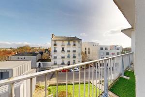 2BR flat with balcony 5 mn to Hippodrome de Nantes