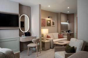 North Lakes Hotel and Spa