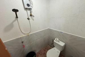 Shats Guesthouse Siargao near Beach