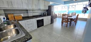 Seabrook 701 - Sleeps 8