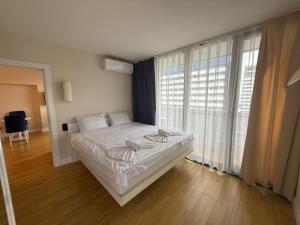 orbi sea view apartment